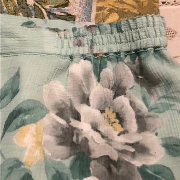 Floral skirt by Alfredo Dunner size 14 - Picture 3 of 5